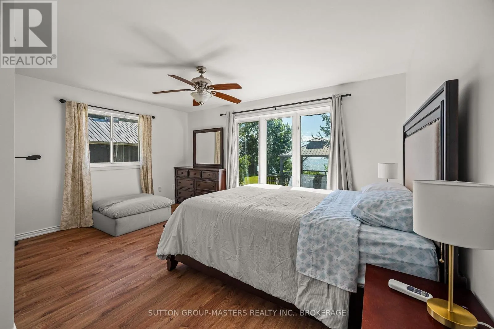 175 PLEASURE PT. LANE