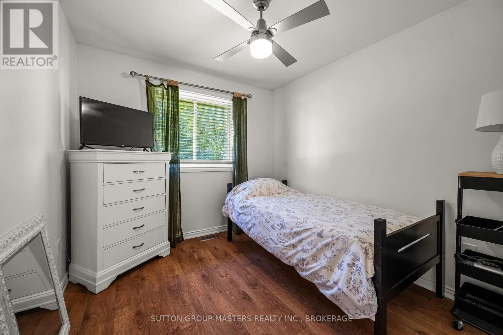 175 PLEASURE PT. LANE