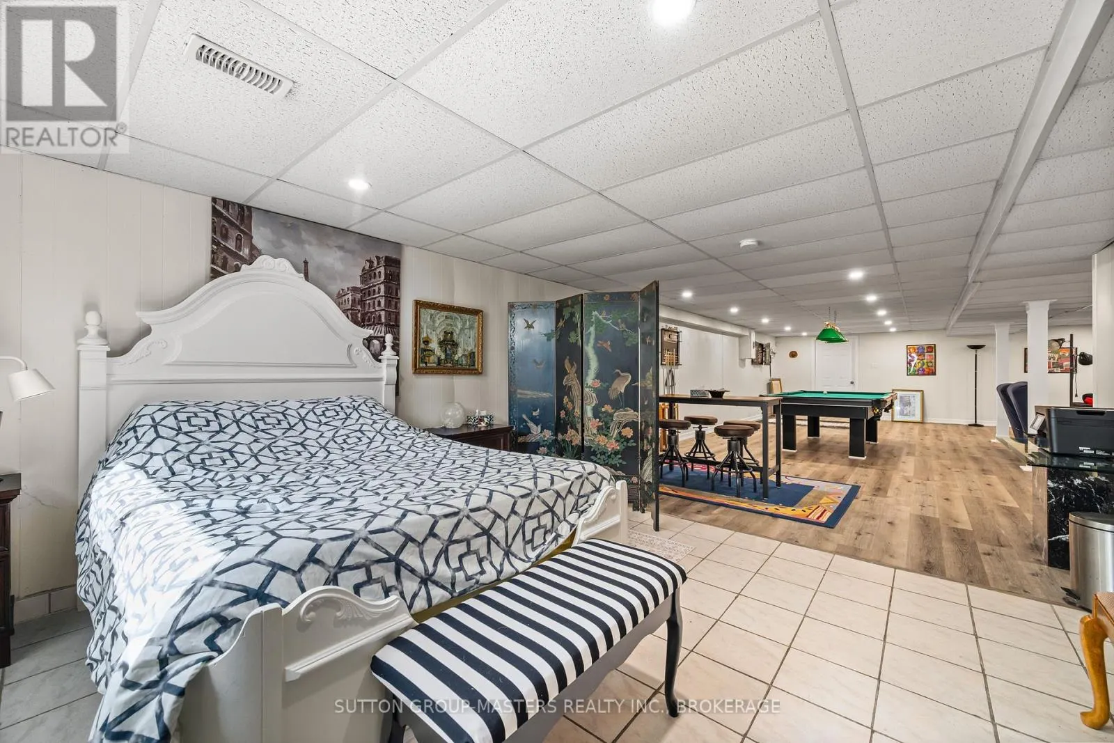 175 PLEASURE PT. LANE