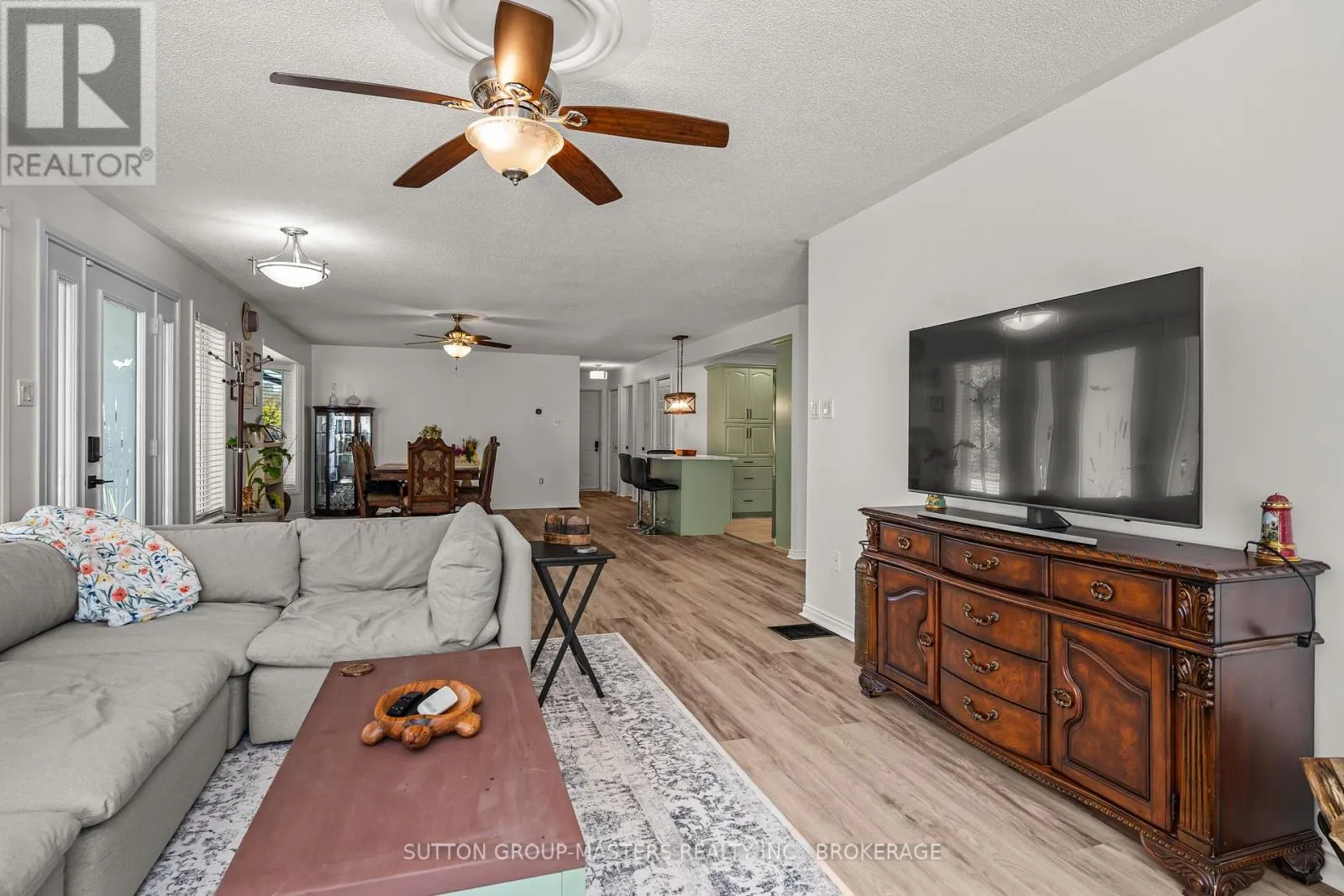 175 PLEASURE PT. LANE