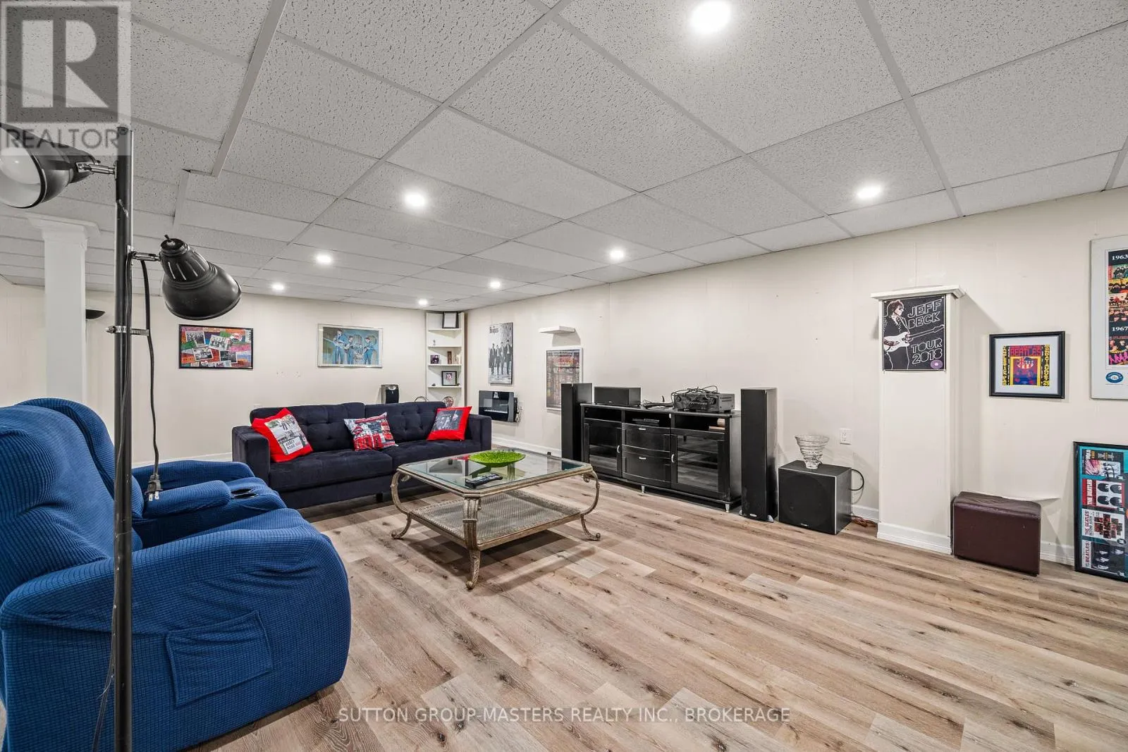 175 PLEASURE PT. LANE
