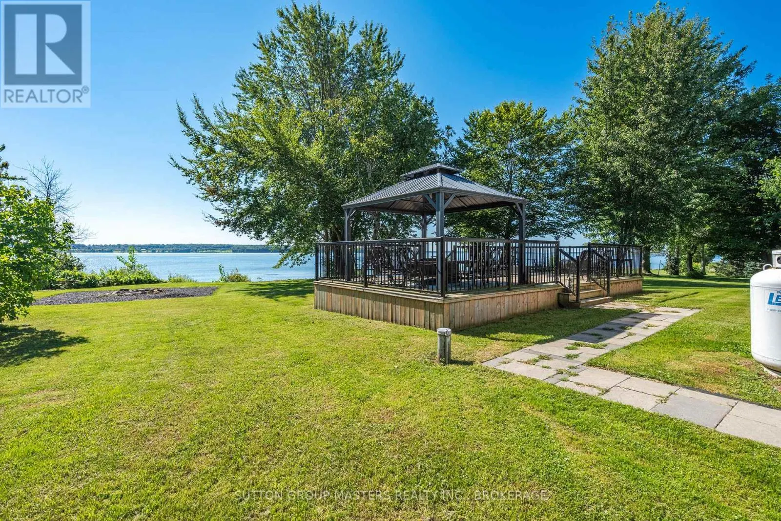 175 PLEASURE PT. LANE