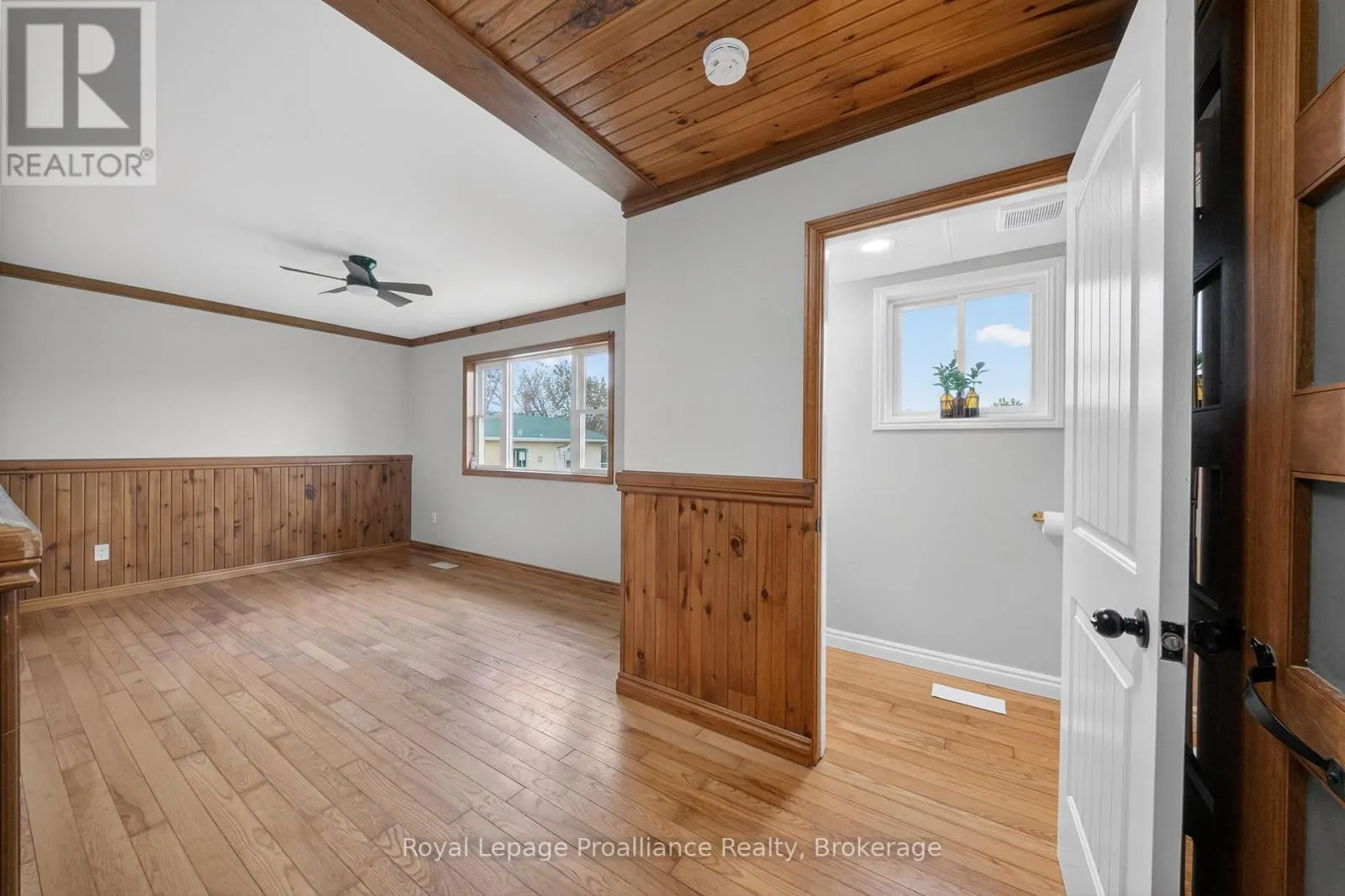 235 EAST HUNGERFORD ROAD