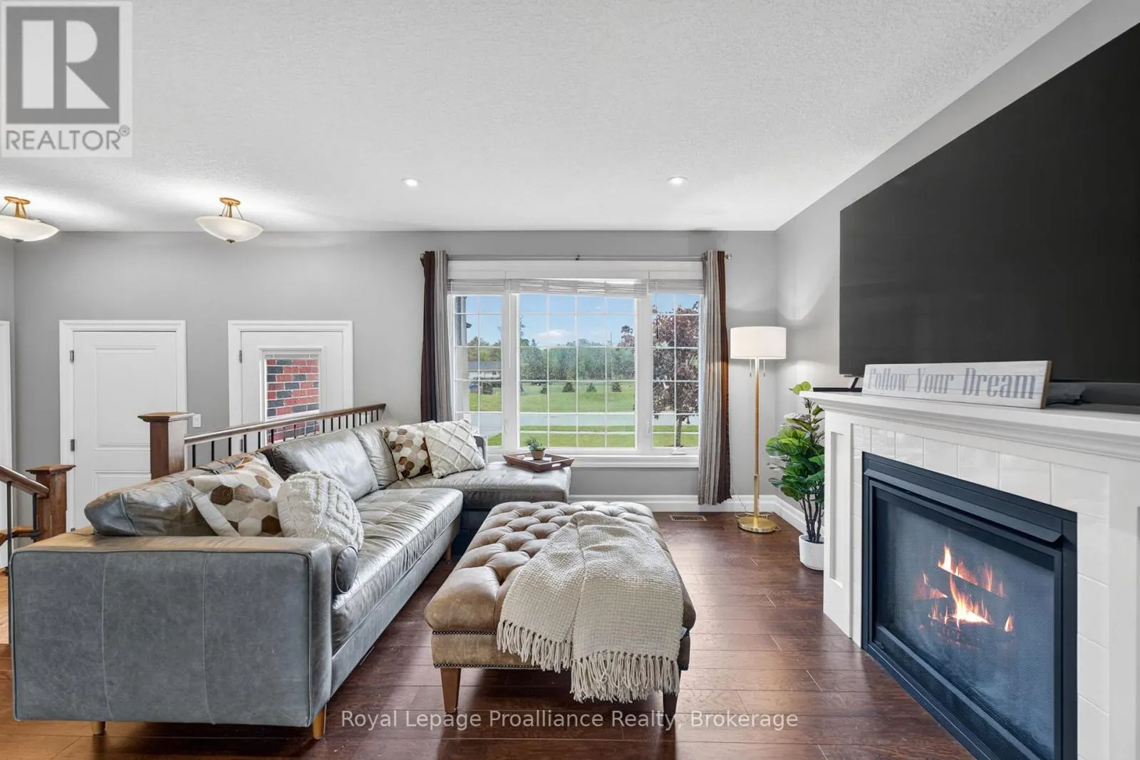 32 ASPEN DRIVE