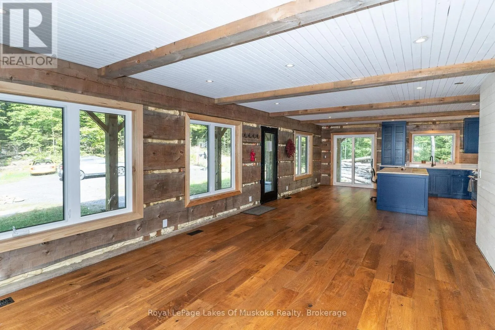 1029 WHITESIDE ROAD
