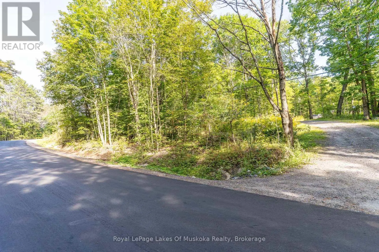 1029 WHITESIDE ROAD
