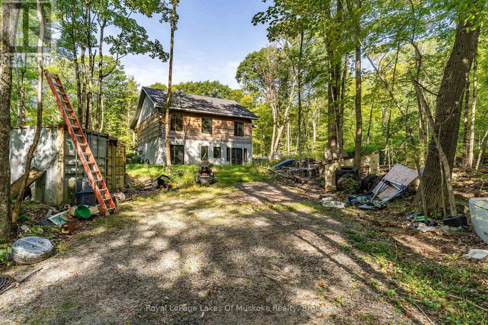 1029 WHITESIDE ROAD