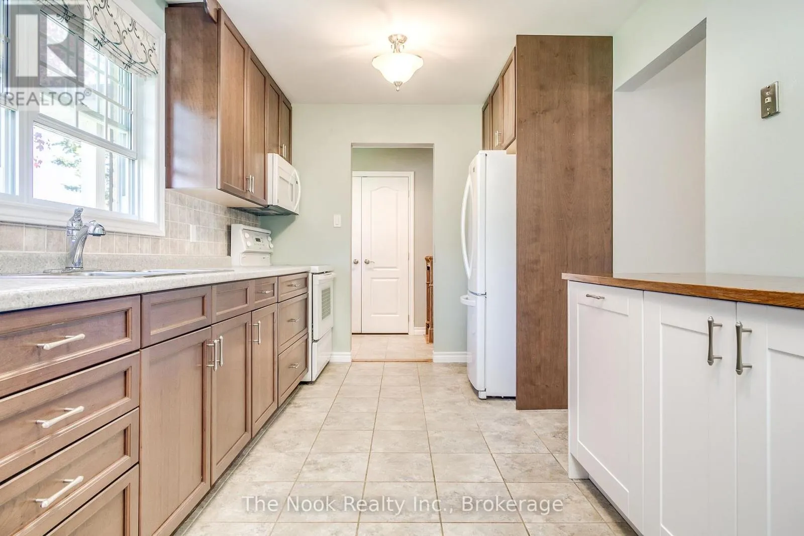 95 PEACOCK BOULEVARD