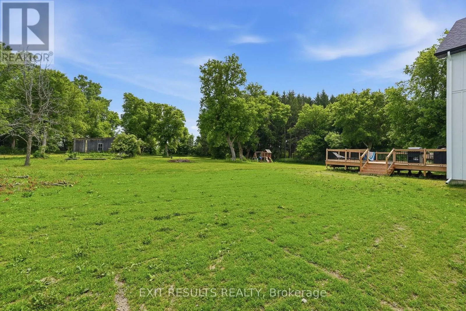 2083 GROVES ROAD