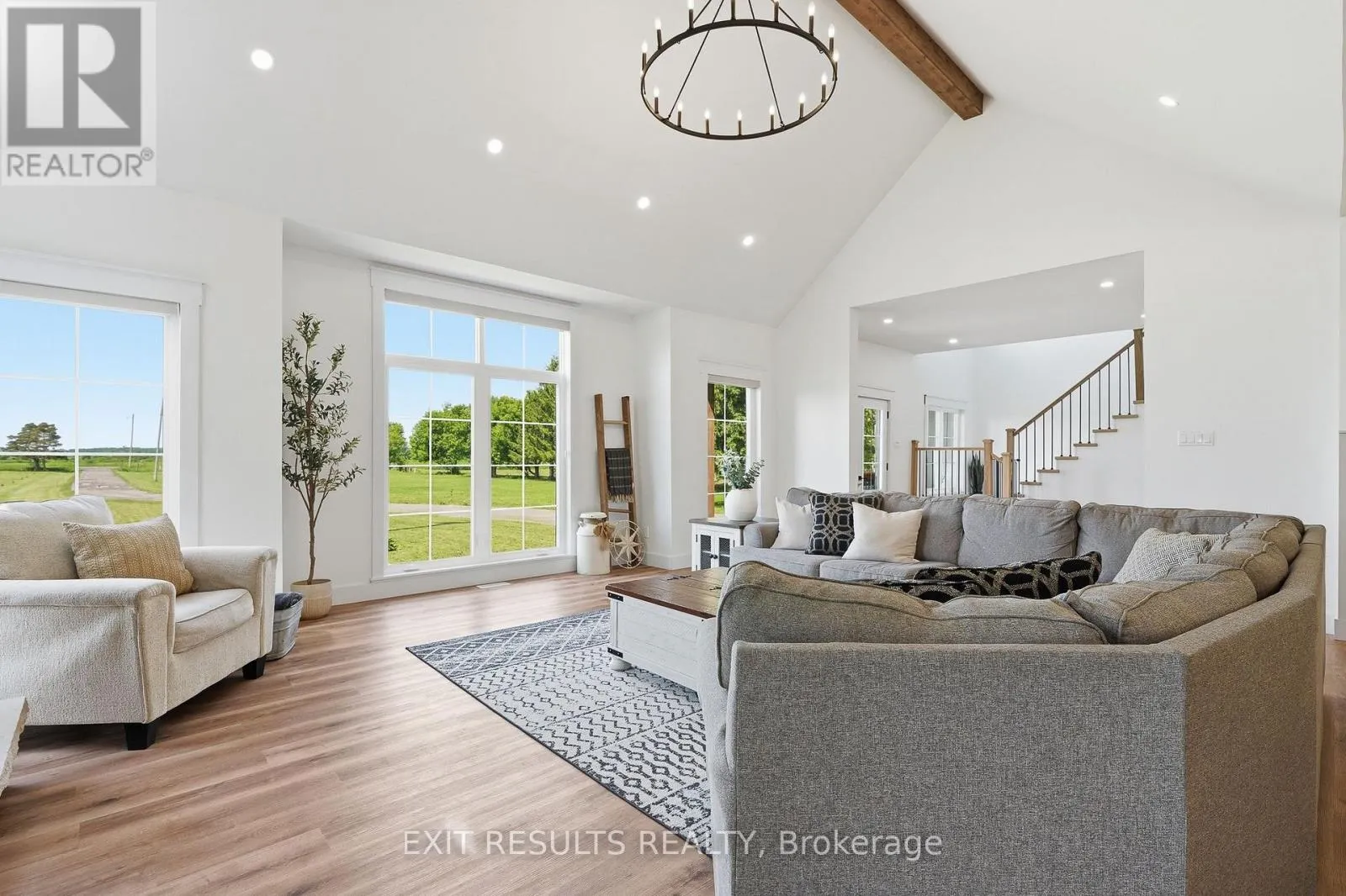 2083 GROVES ROAD