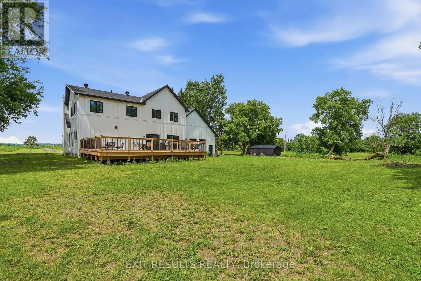2083 GROVES ROAD