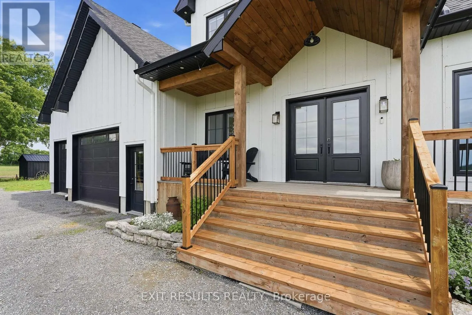 2083 GROVES ROAD