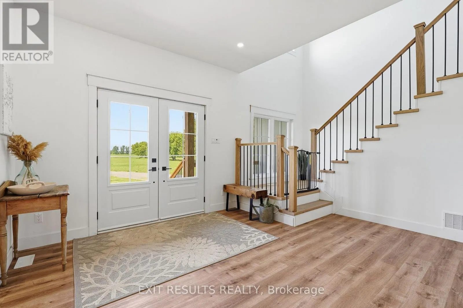 2083 GROVES ROAD