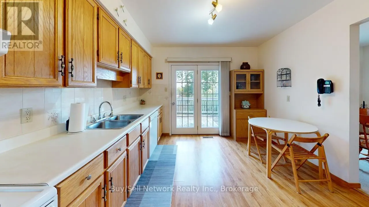 2565 MARSDALE DRIVE