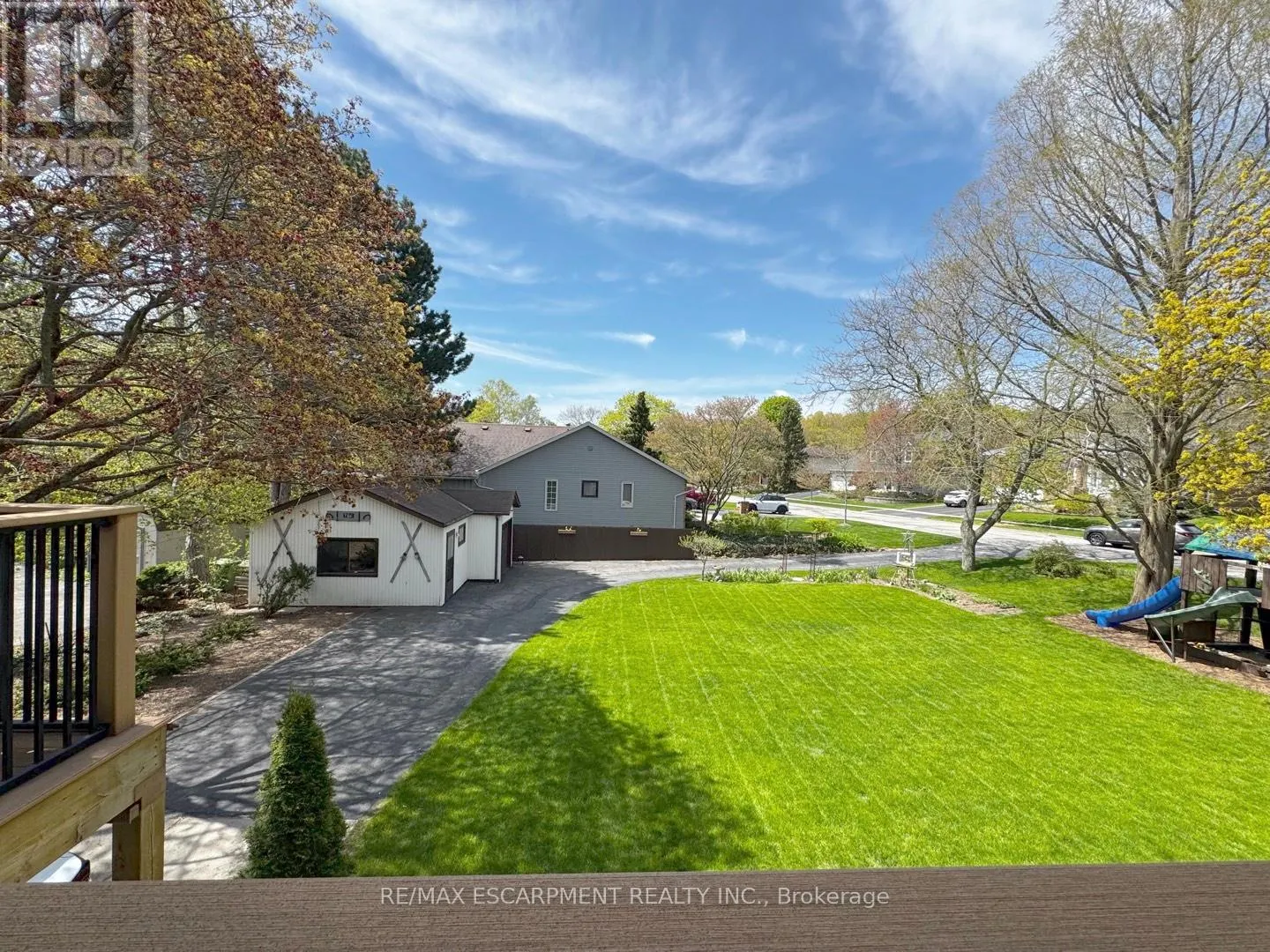 81 THOMSON DRIVE