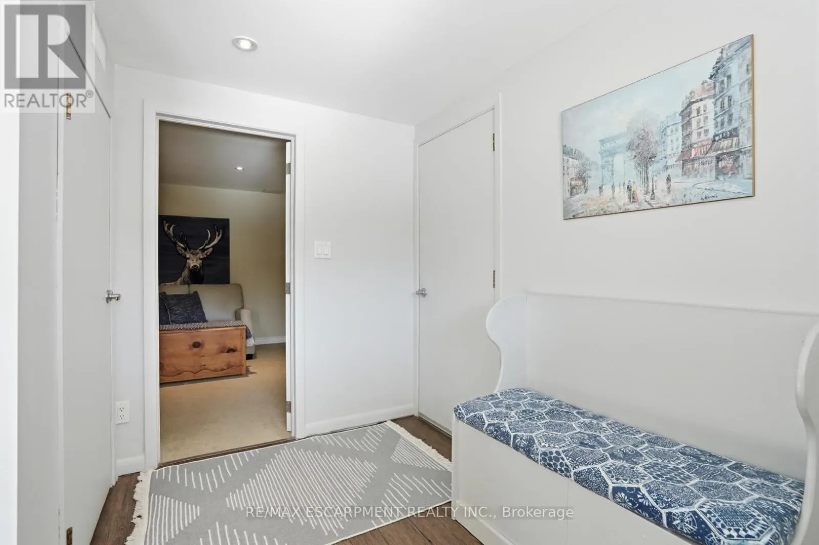 81 THOMSON DRIVE
