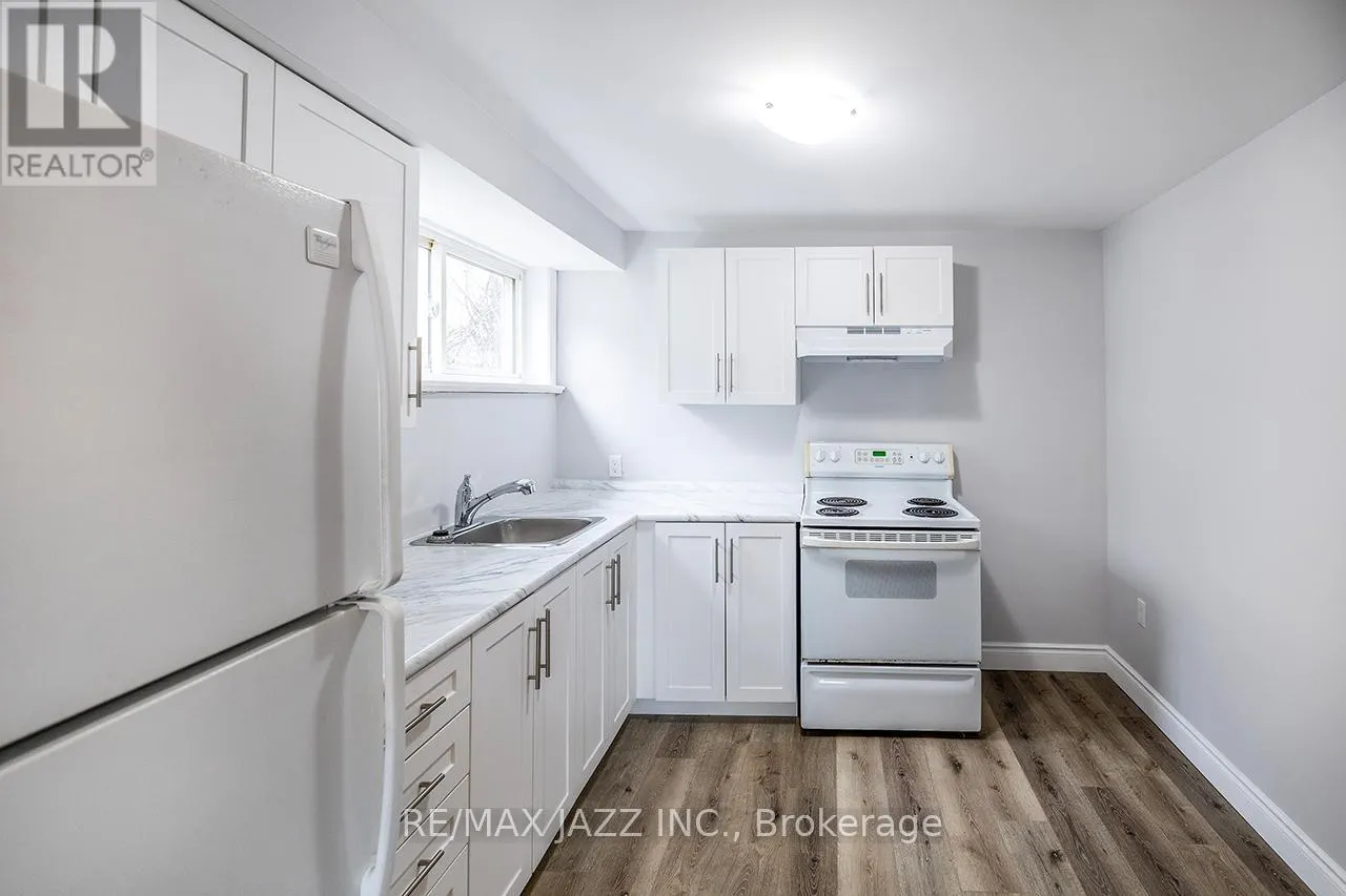 221 WALTON STREET