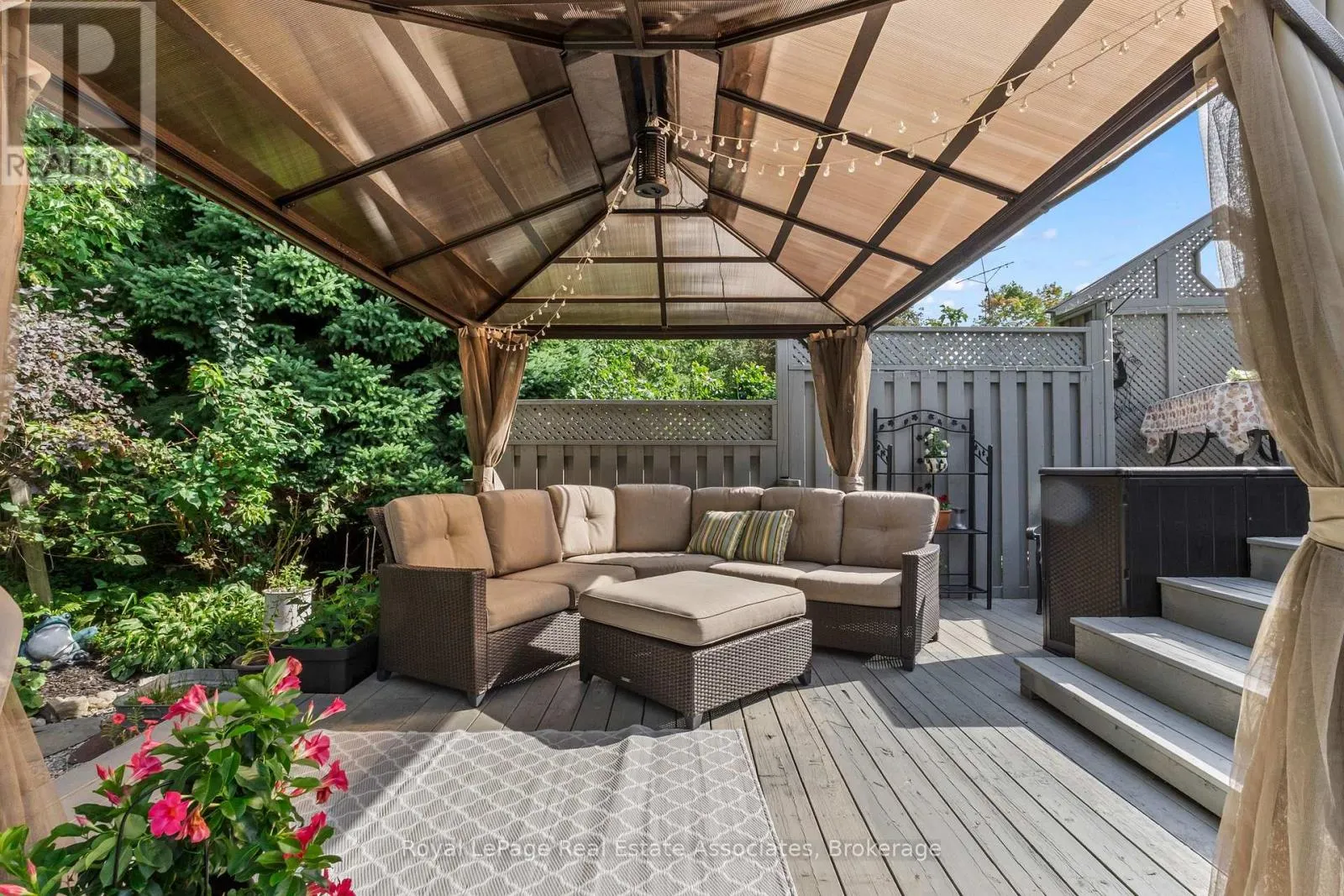 432 NICKERSON DRIVE