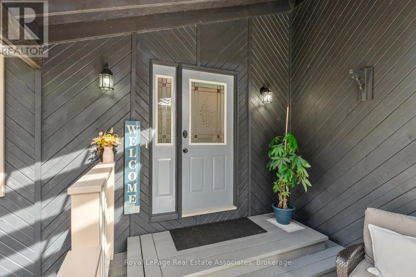 432 NICKERSON DRIVE
