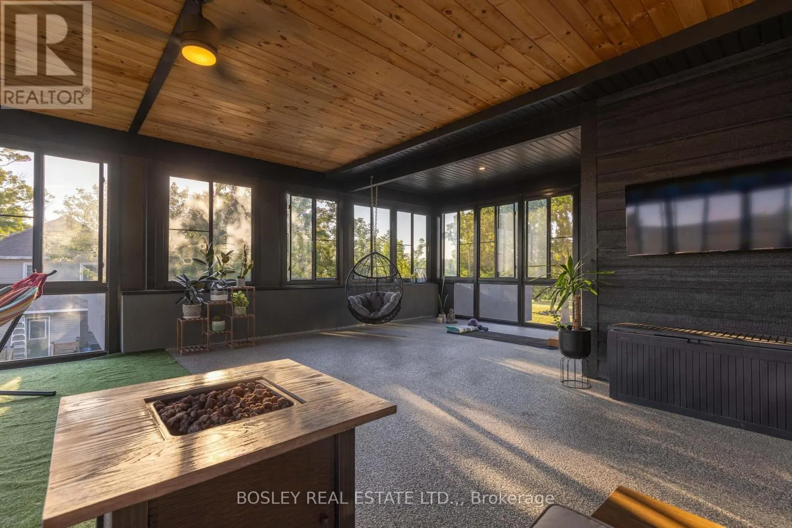29 ROSEDALE AVENUE