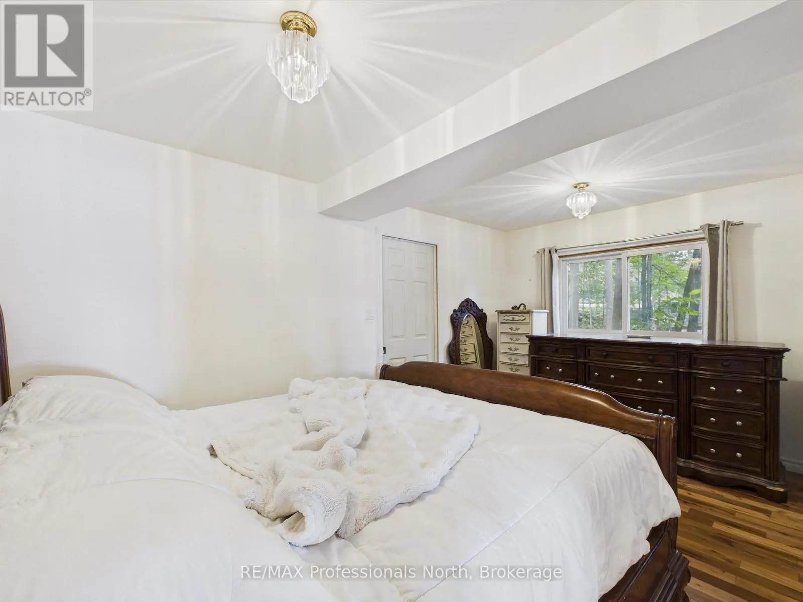 1025 SECTION HOUSE ROAD