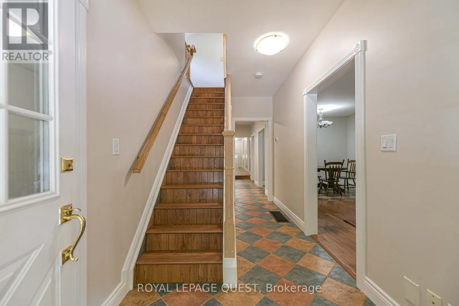 1046 SOUTHWOOD ROAD
