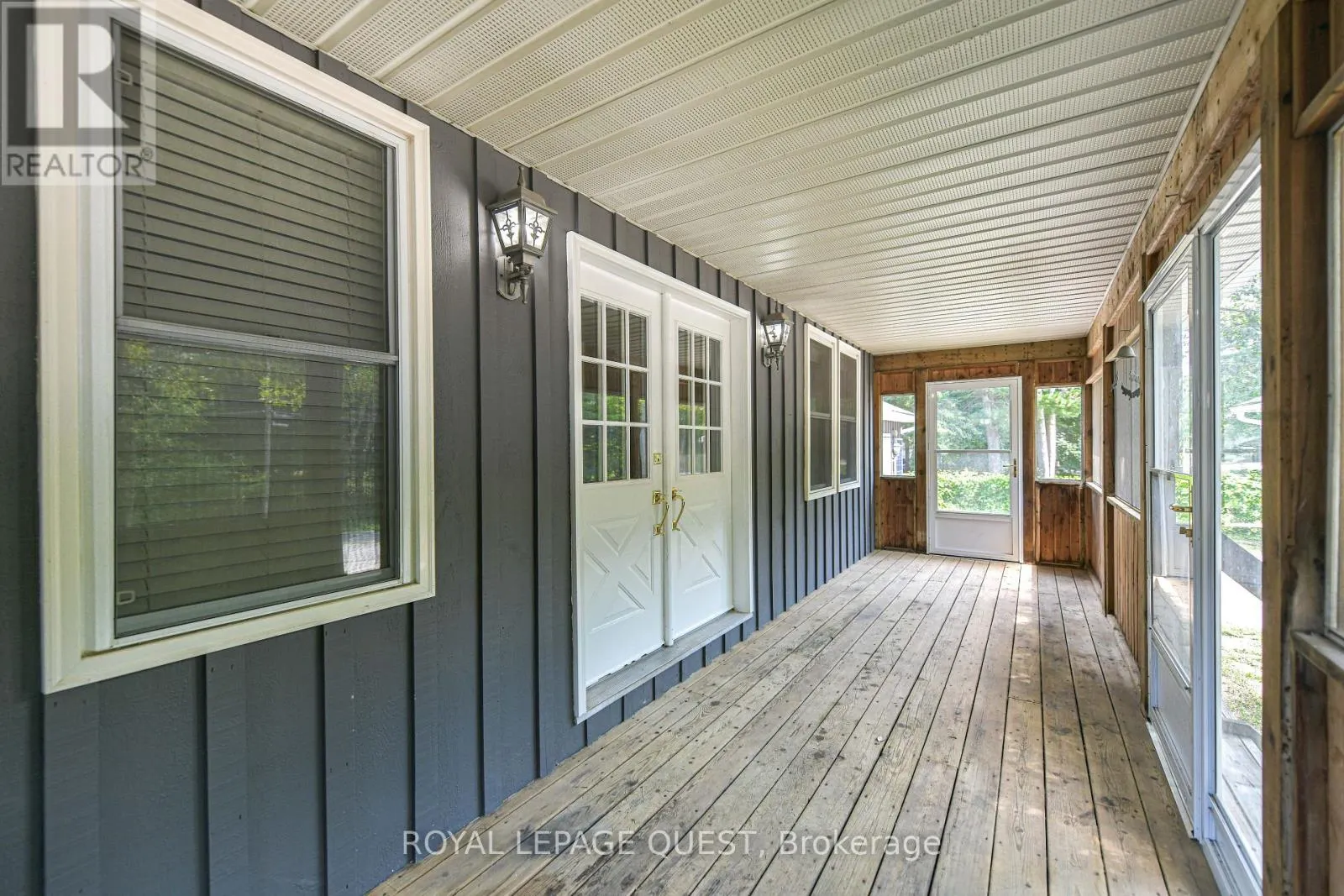 1046 SOUTHWOOD ROAD