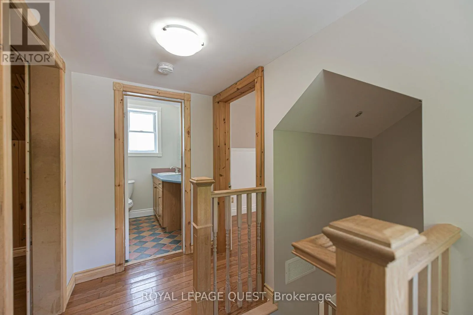 1046 SOUTHWOOD ROAD