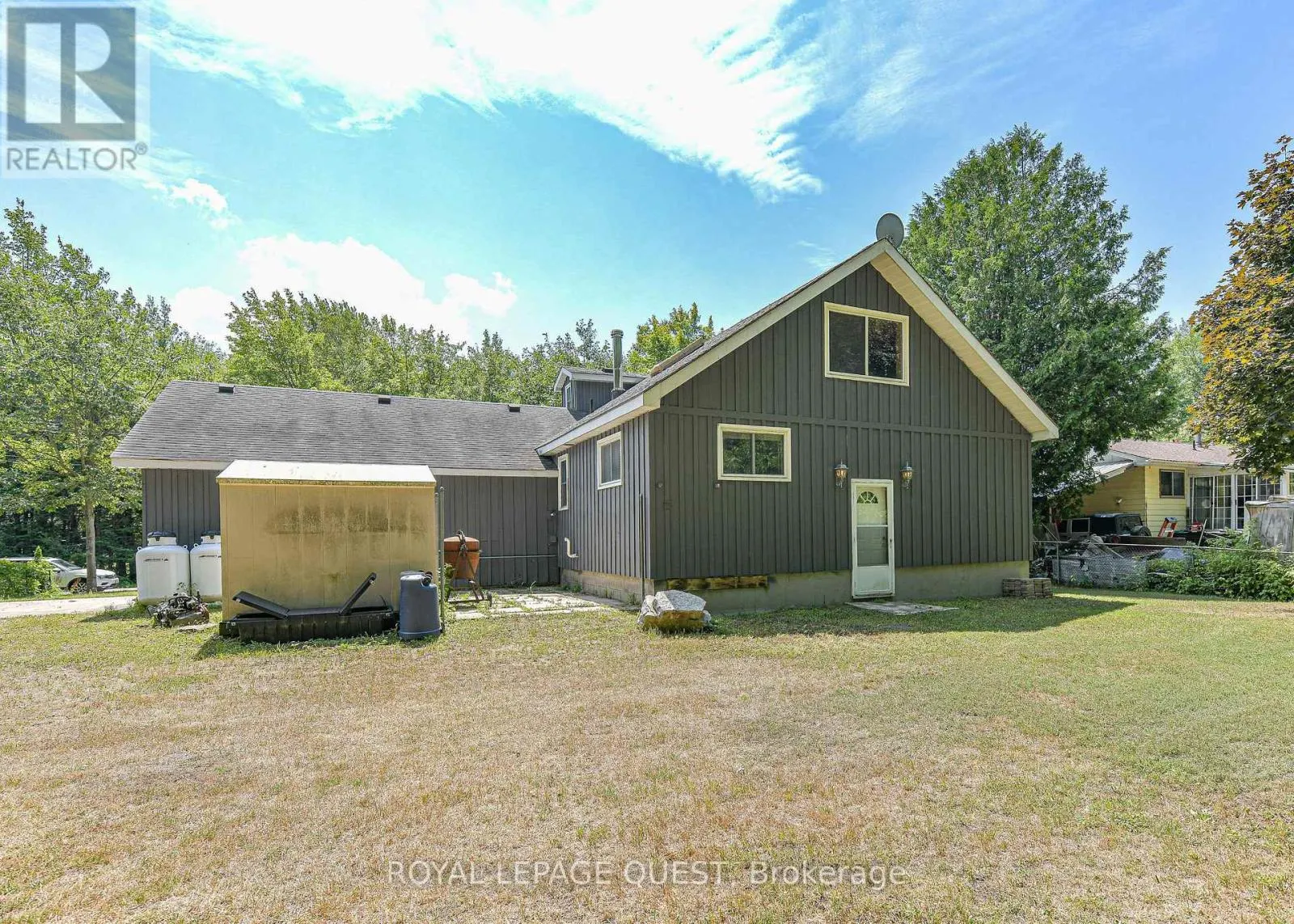 1046 SOUTHWOOD ROAD