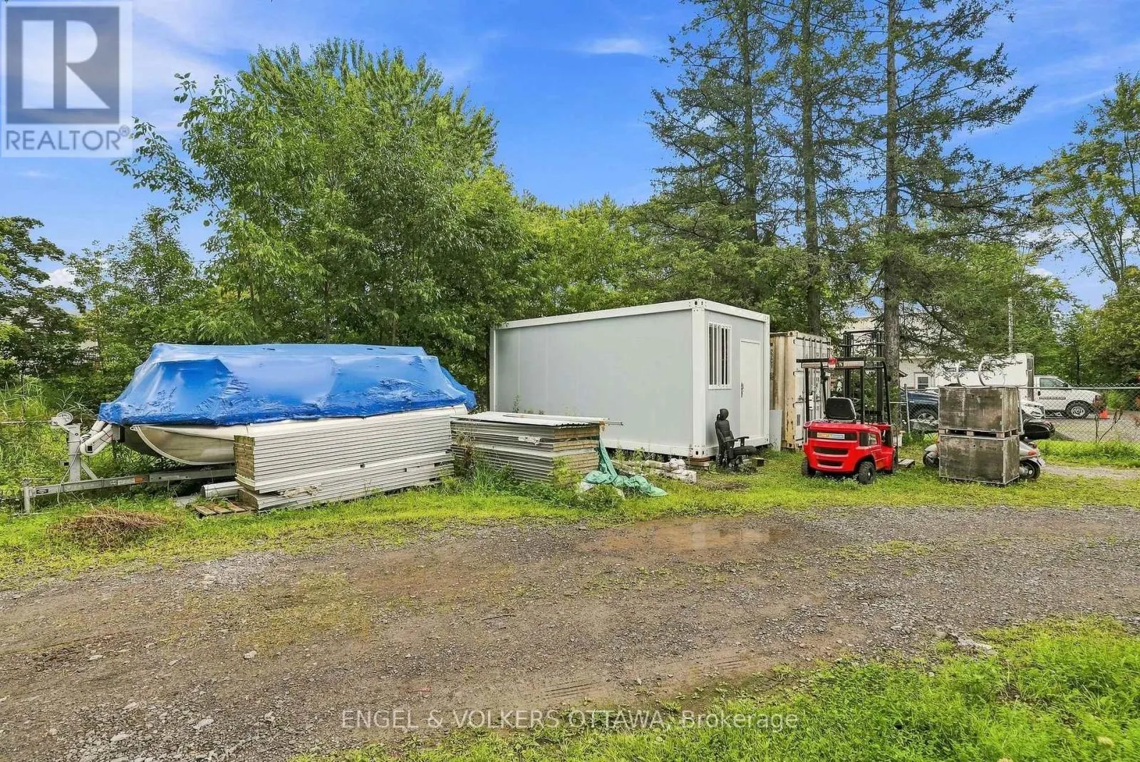 1760B RIVER ROAD