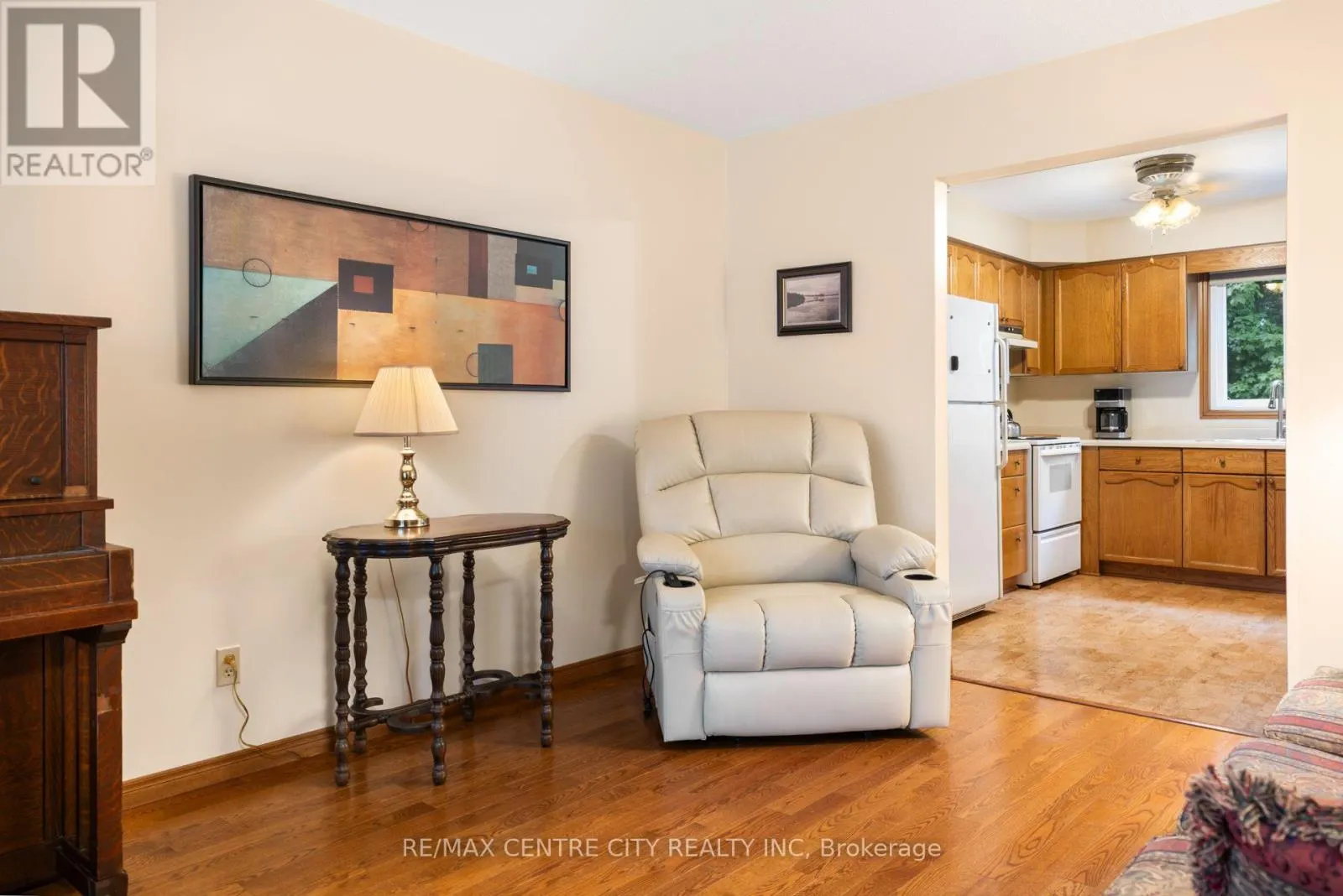 334 CANTERBURY PLACE