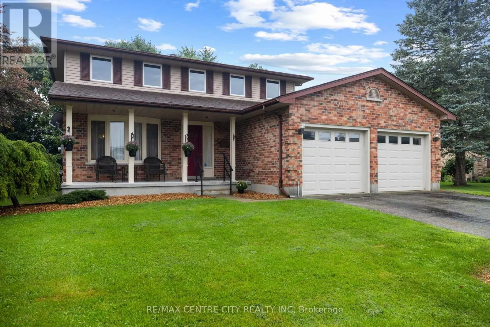 334 CANTERBURY PLACE