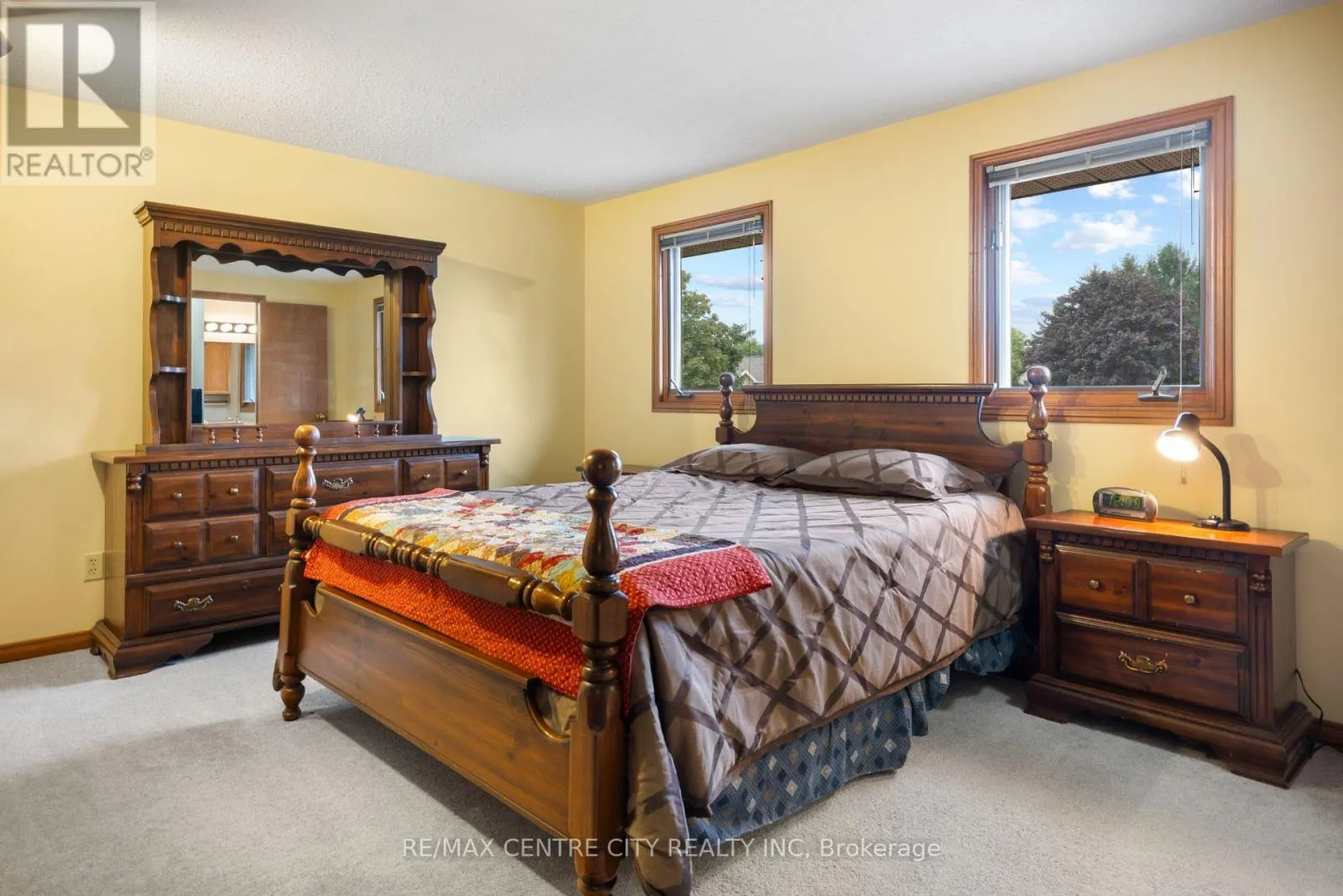 334 CANTERBURY PLACE