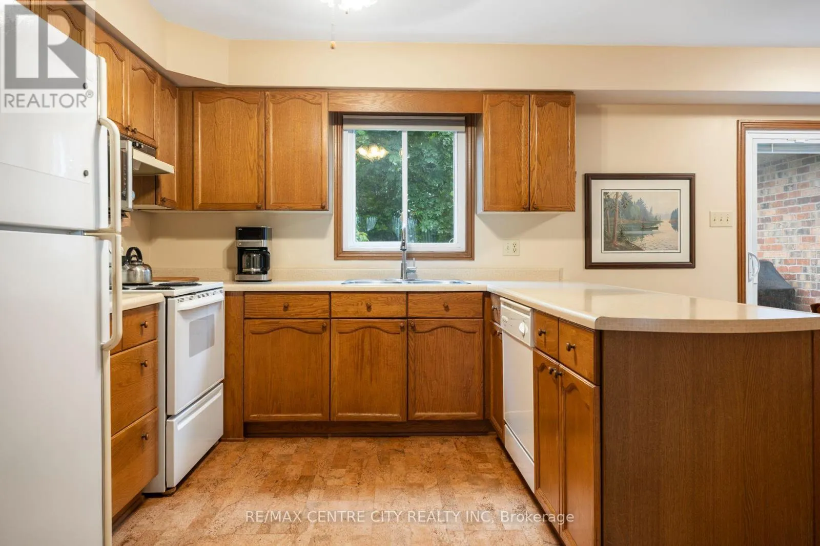 334 CANTERBURY PLACE