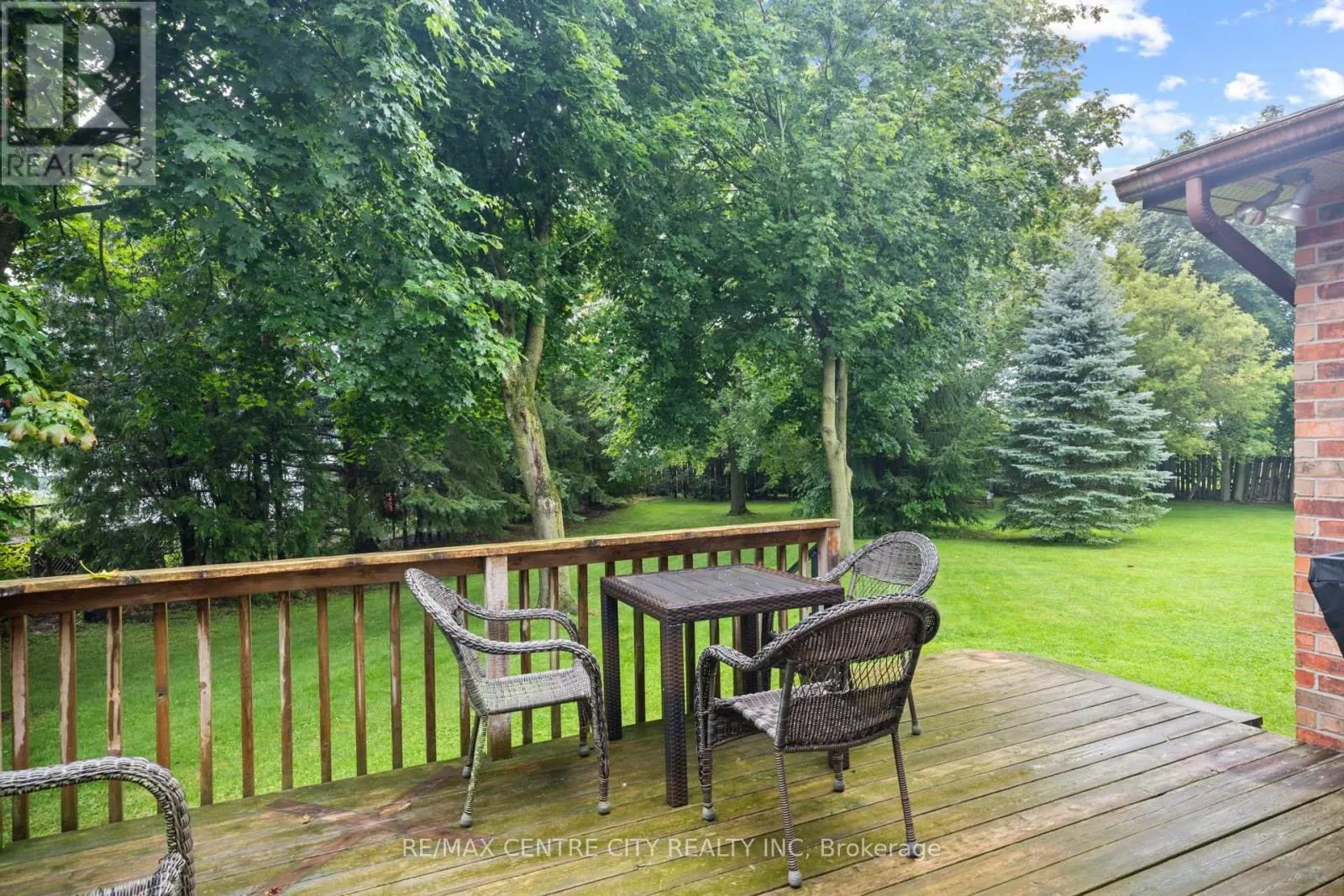 334 CANTERBURY PLACE