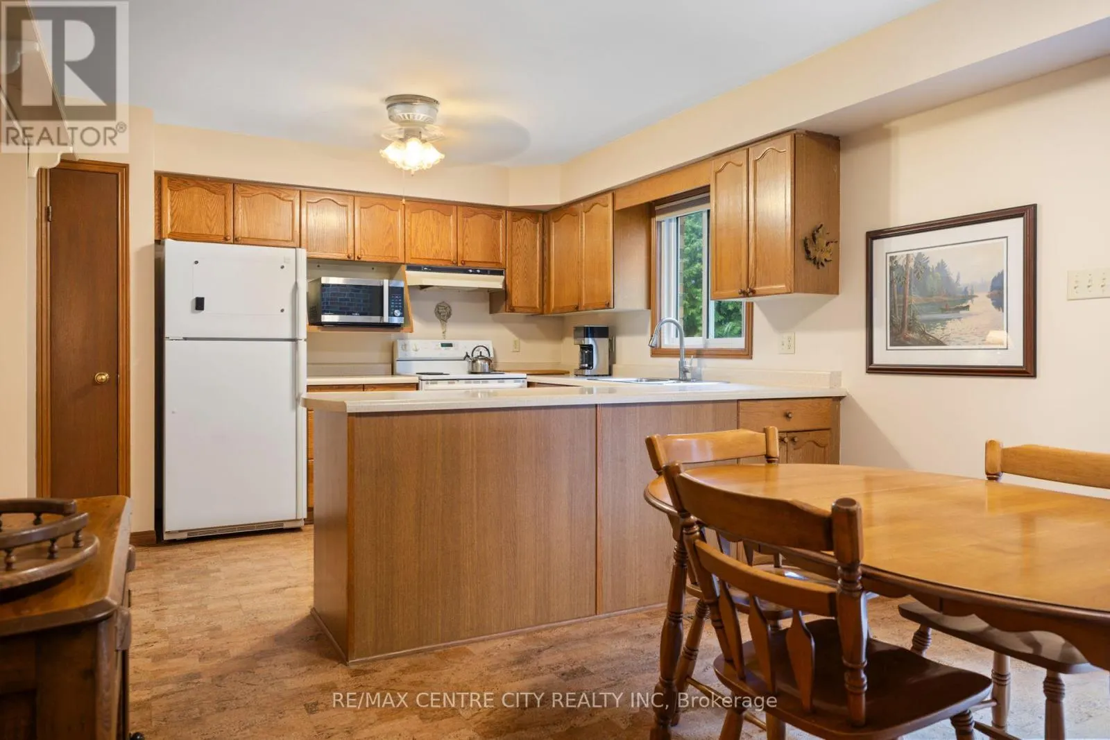334 CANTERBURY PLACE