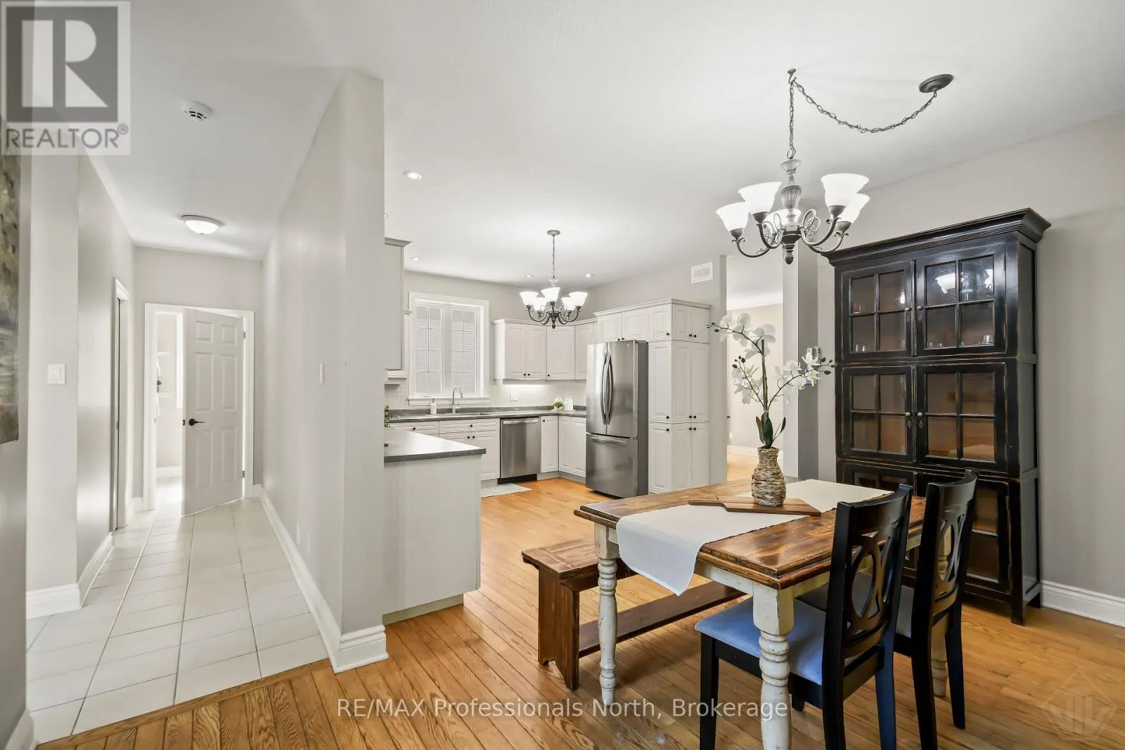 9 MELANE COURT