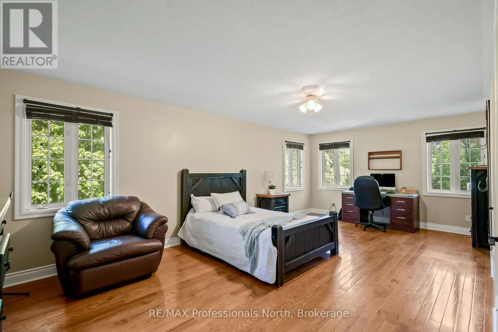 9 MELANE COURT
