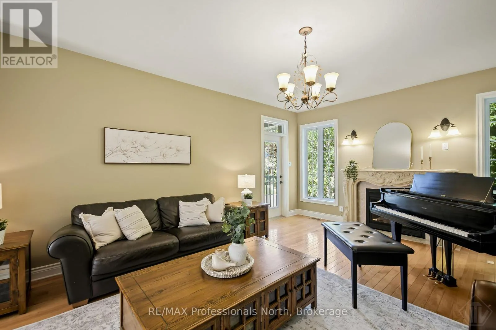 9 MELANE COURT