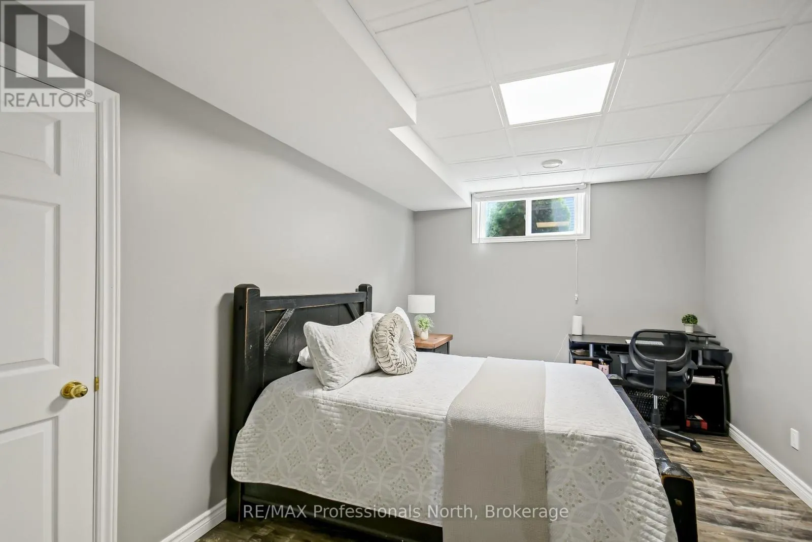 9 MELANE COURT