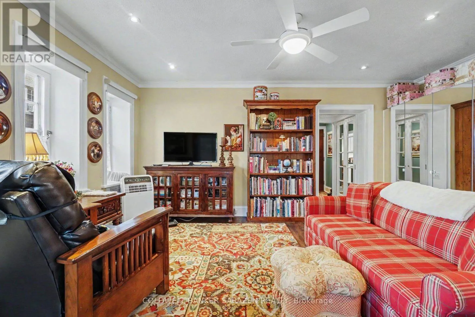 1D - 260 METCALFE STREET