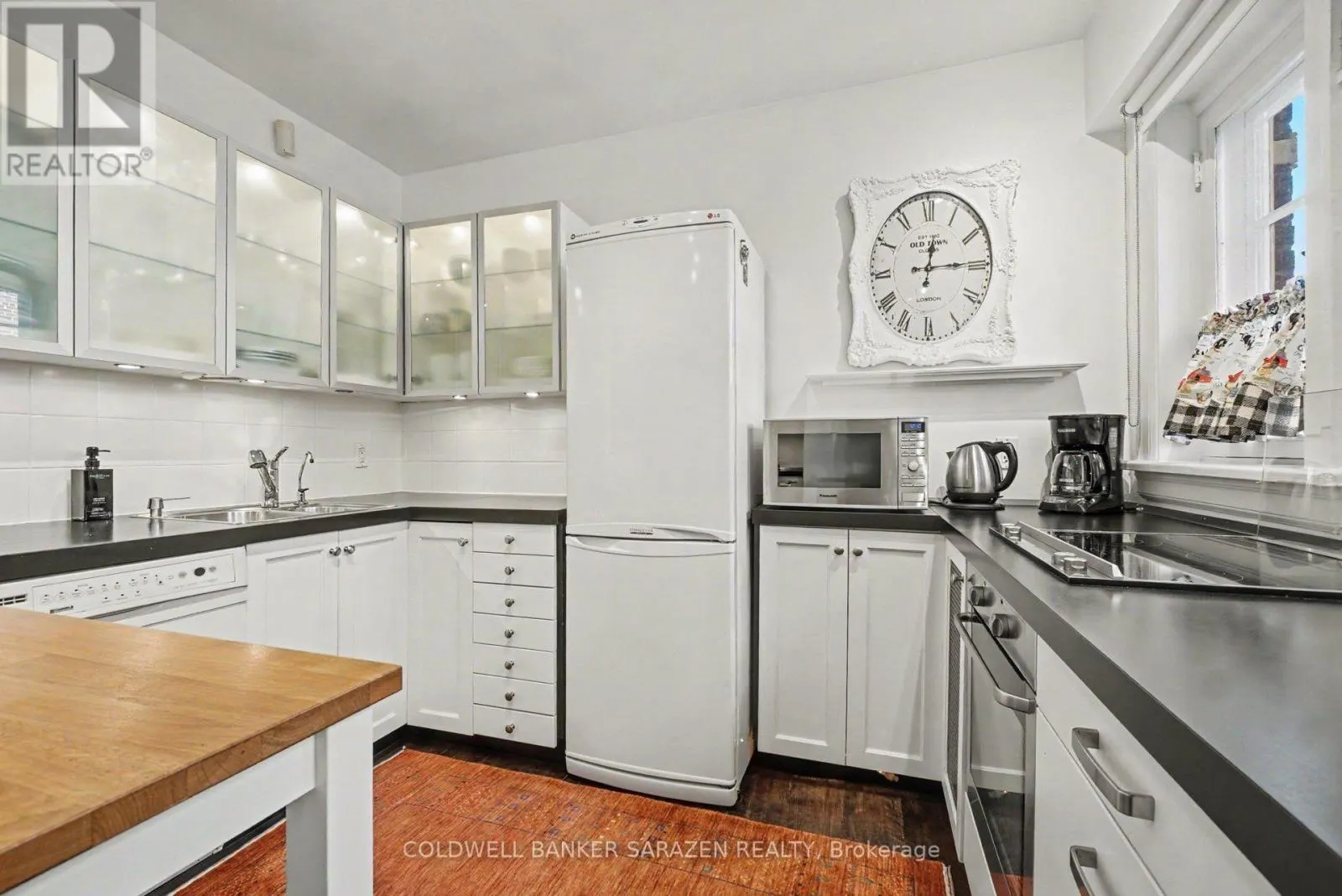 1D - 260 METCALFE STREET