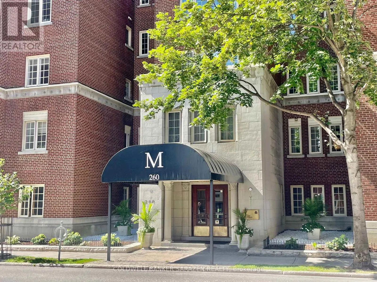 1D - 260 METCALFE STREET