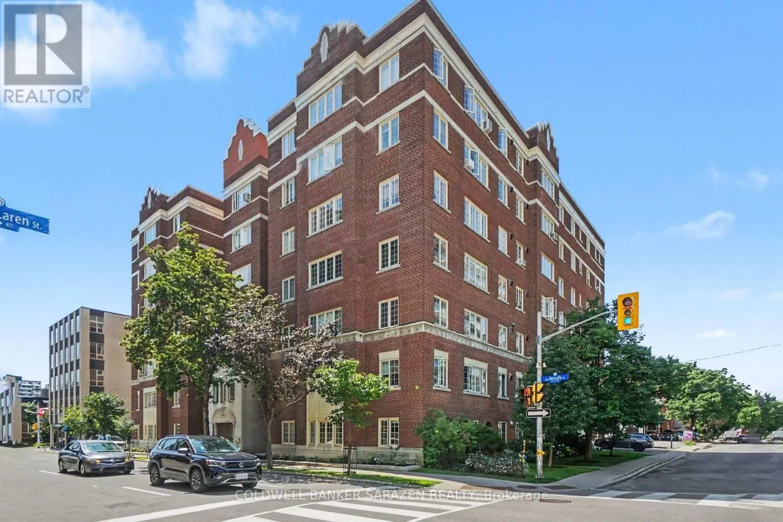 1D - 260 METCALFE STREET