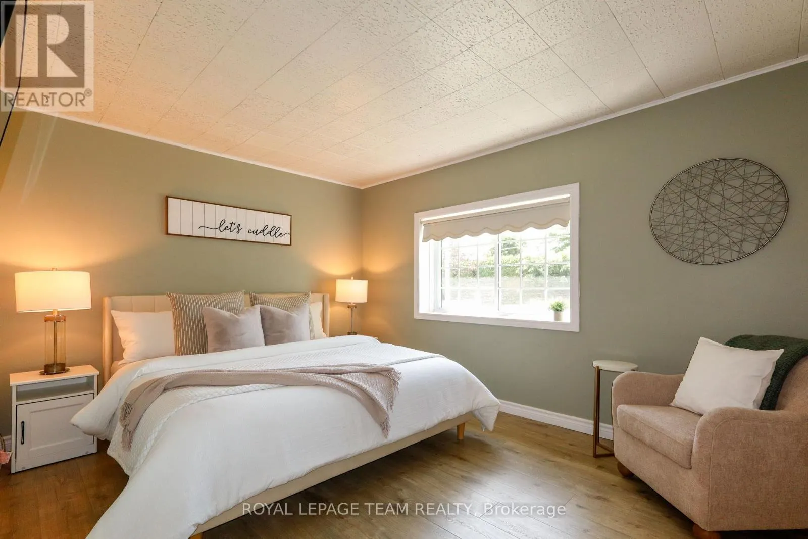 5765 RIDEAU RIVER RD ROAD
