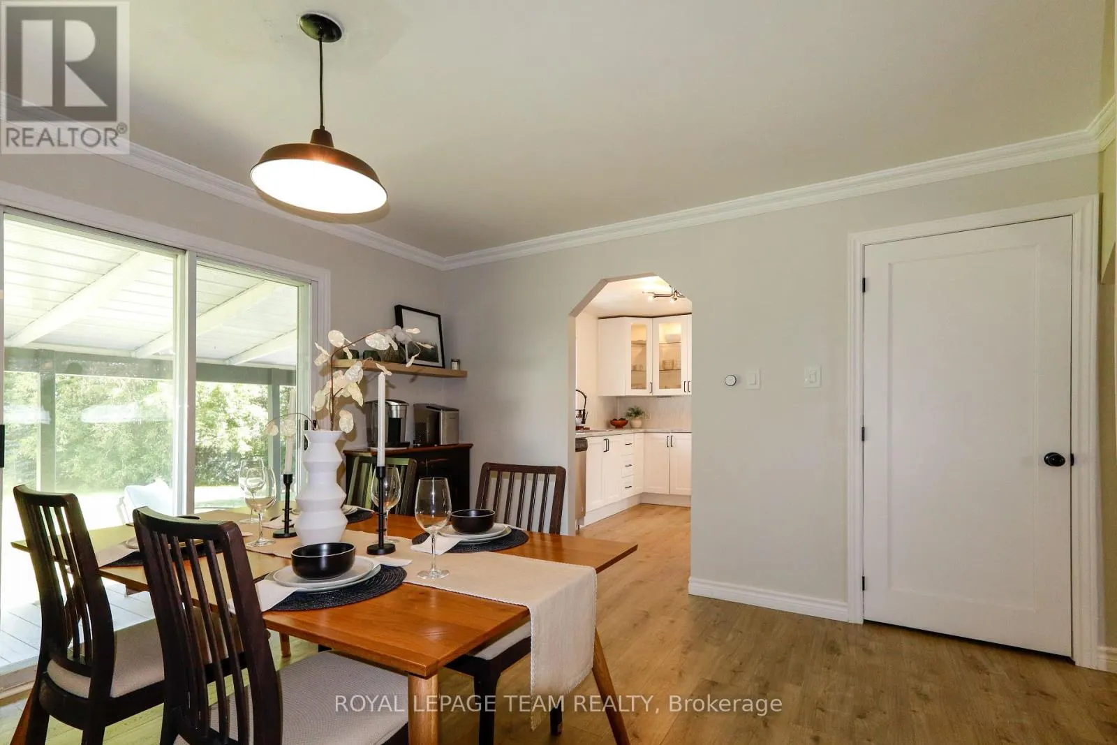 5765 RIDEAU RIVER RD ROAD