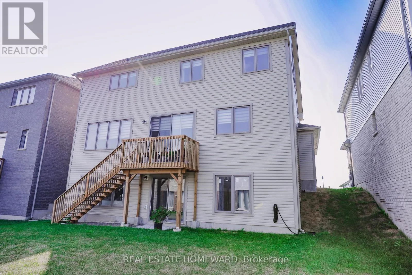 111 REA DRIVE