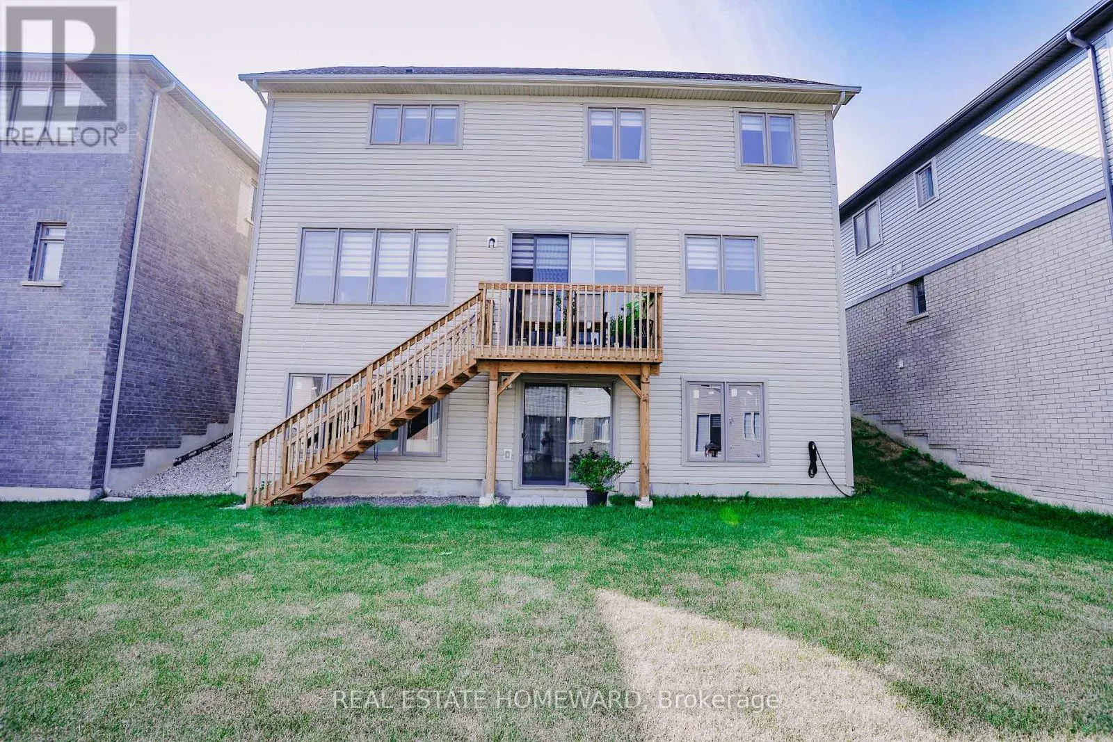 111 REA DRIVE