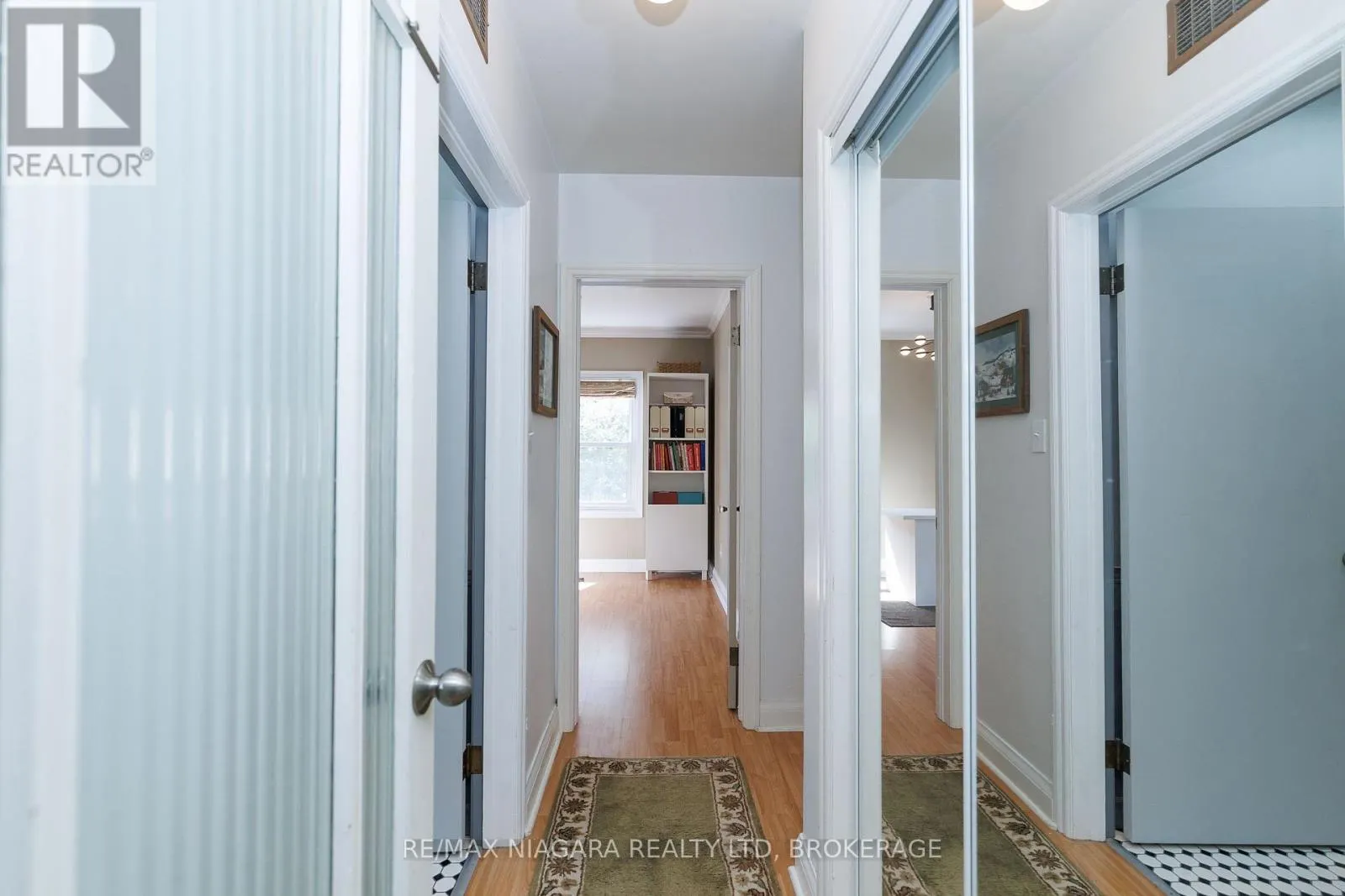 6329 GOODSIR CRESCENT