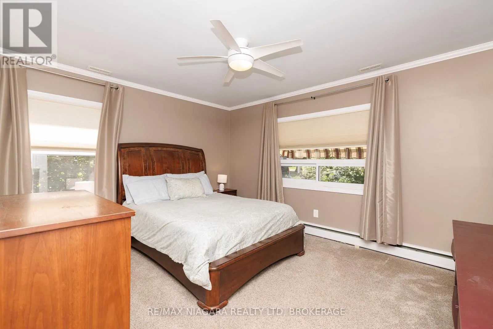 6329 GOODSIR CRESCENT